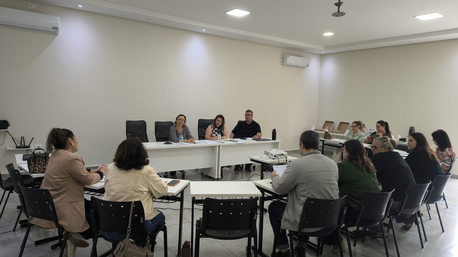 AMVAPA PROMOVE O 6º SEMINÁRIO REGIONAL DE EDUCAÇÃO COM FOCO EM EQUIDADE E INCLUSÃO