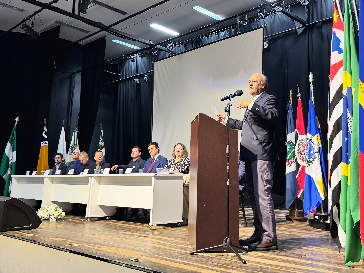 Consórcio AMVAPA realiza encontro histórico com o vice-presidente do Tribunal de Contas do Estado de São Paulo, Dimas Ramalho