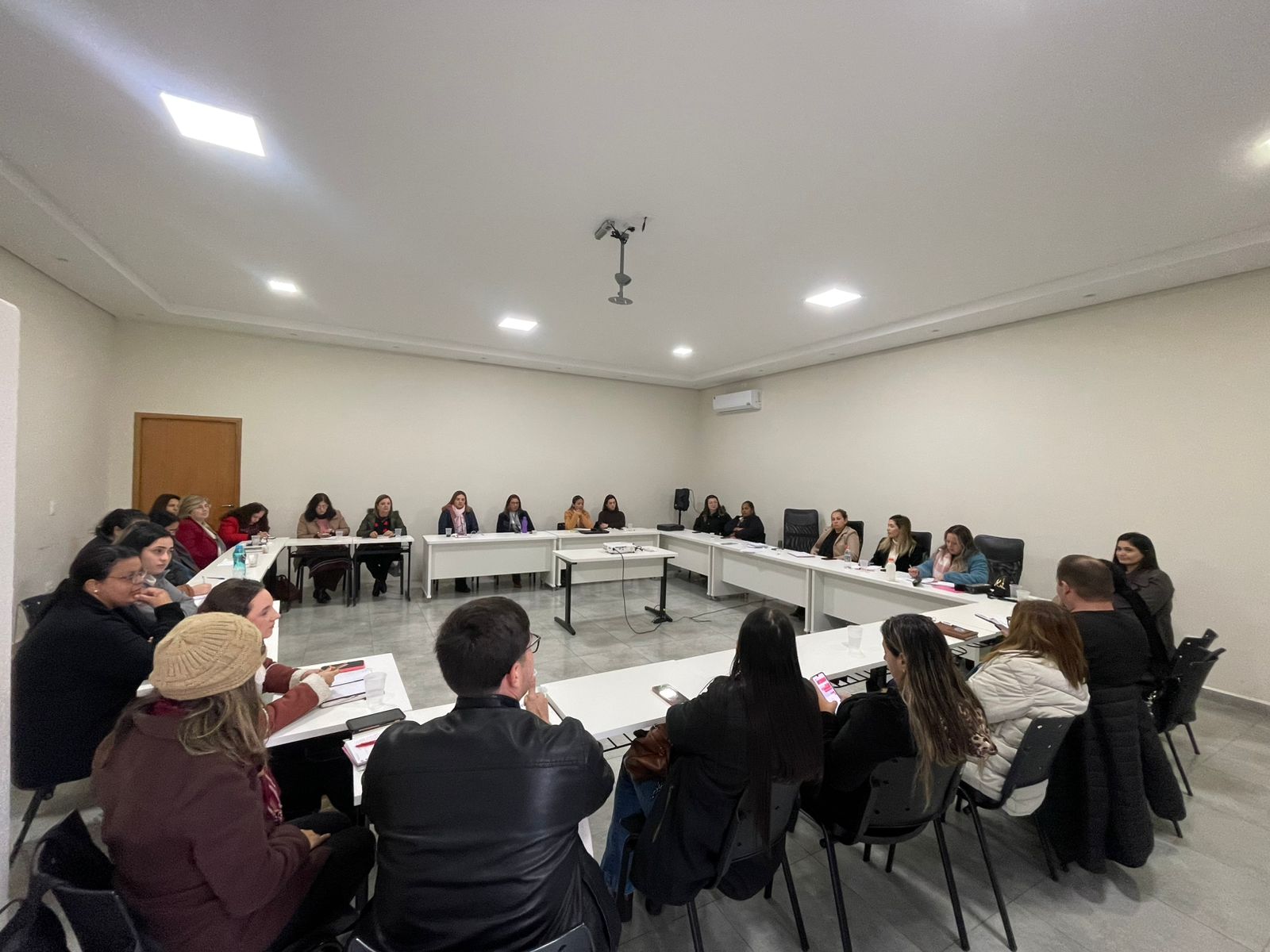 Câmara Técnica do AMVAPA Social realiza reunião de planejamento para o segundo semestre de 2026