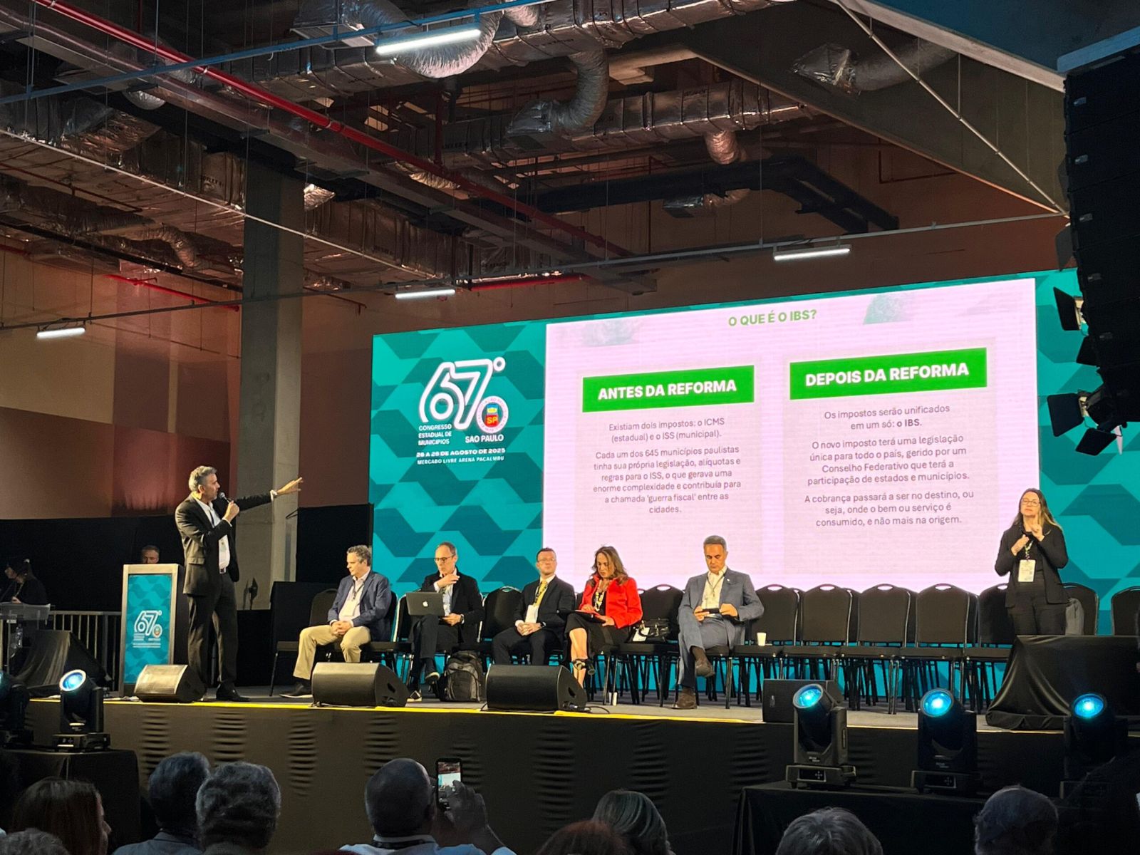 Prefeitos que integram o Consórcio AMVAPA participam do Congresso Estadual de Municípios